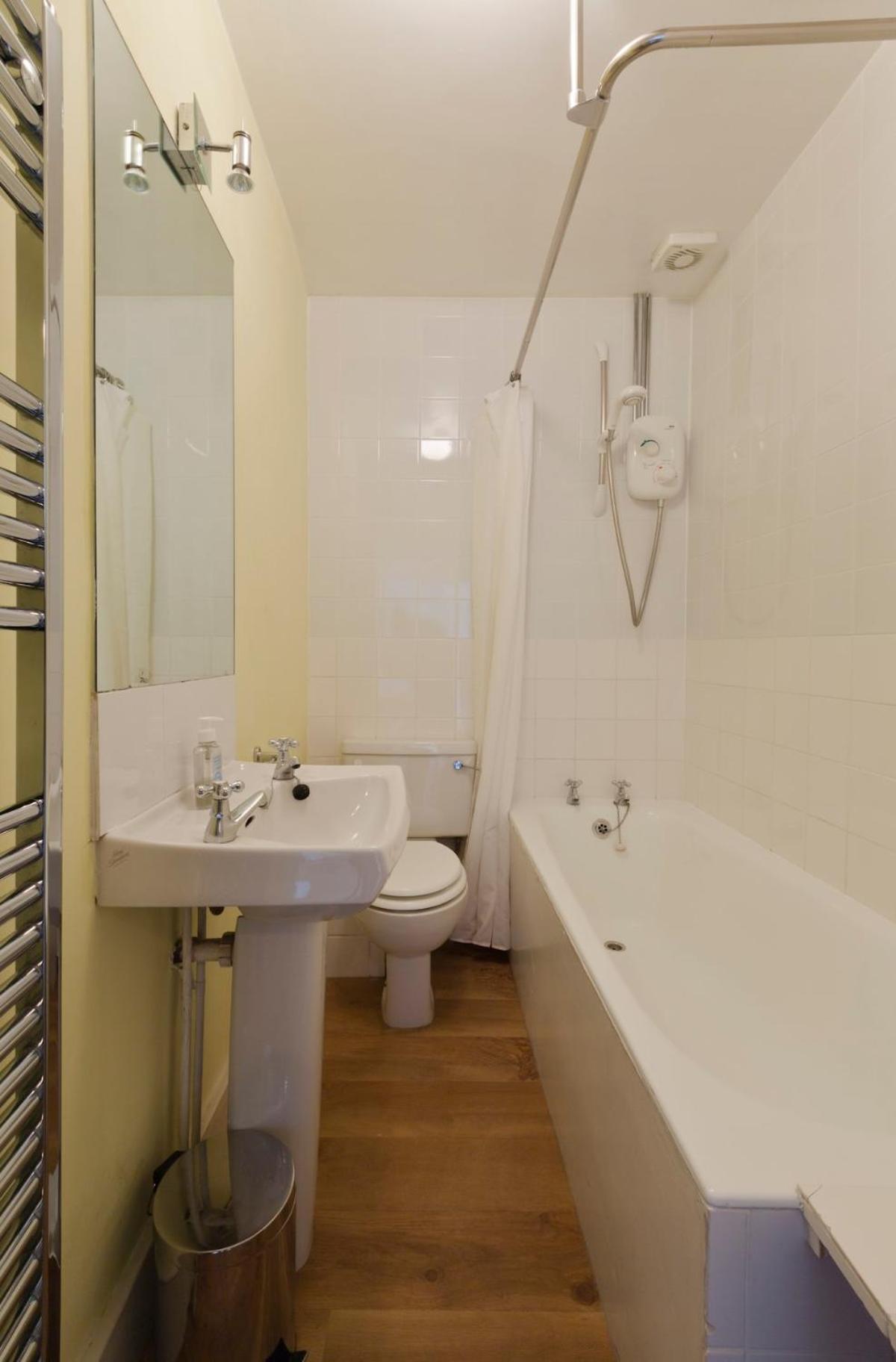 Notting Hill Charm -Sleeps 5 - Urban Retreat Appartement Londen Buitenkant foto