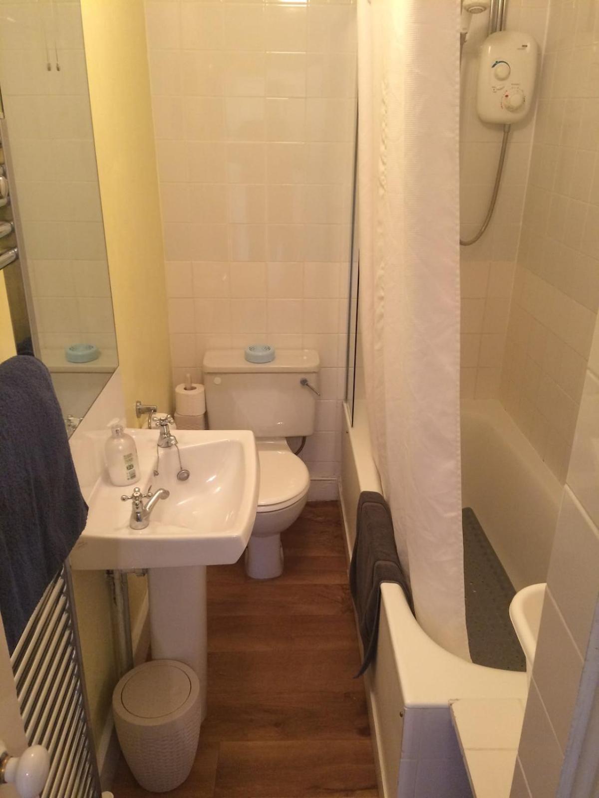 Notting Hill Charm -Sleeps 5 - Urban Retreat Appartement Londen Buitenkant foto