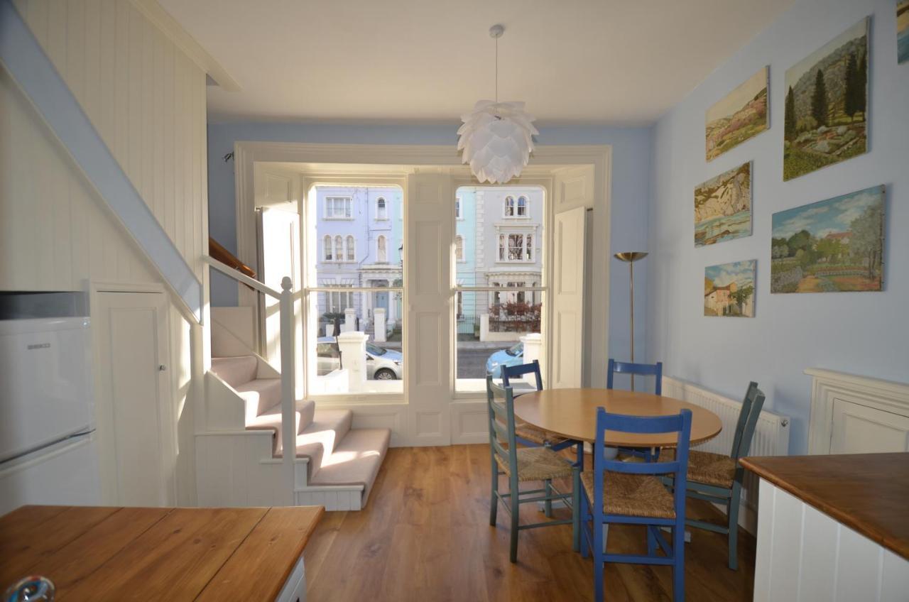 Notting Hill Charm -Sleeps 5 - Urban Retreat Appartement Londen Buitenkant foto